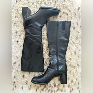 8.5 Women’s NINE WEST Black Boots